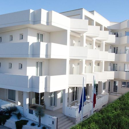 Quihotel بورتو سيساريو المظهر الخارجي الصورة