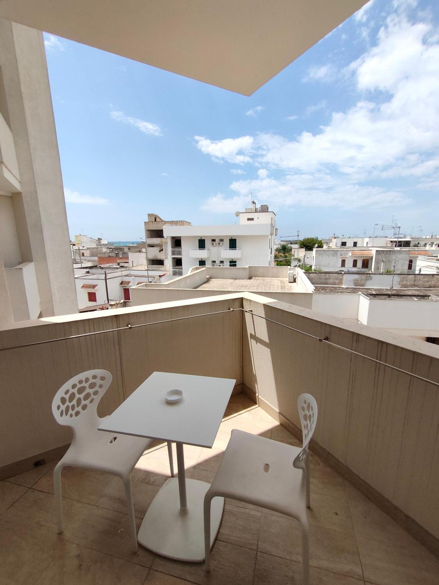 Quihotel بورتو سيساريو المظهر الخارجي الصورة
